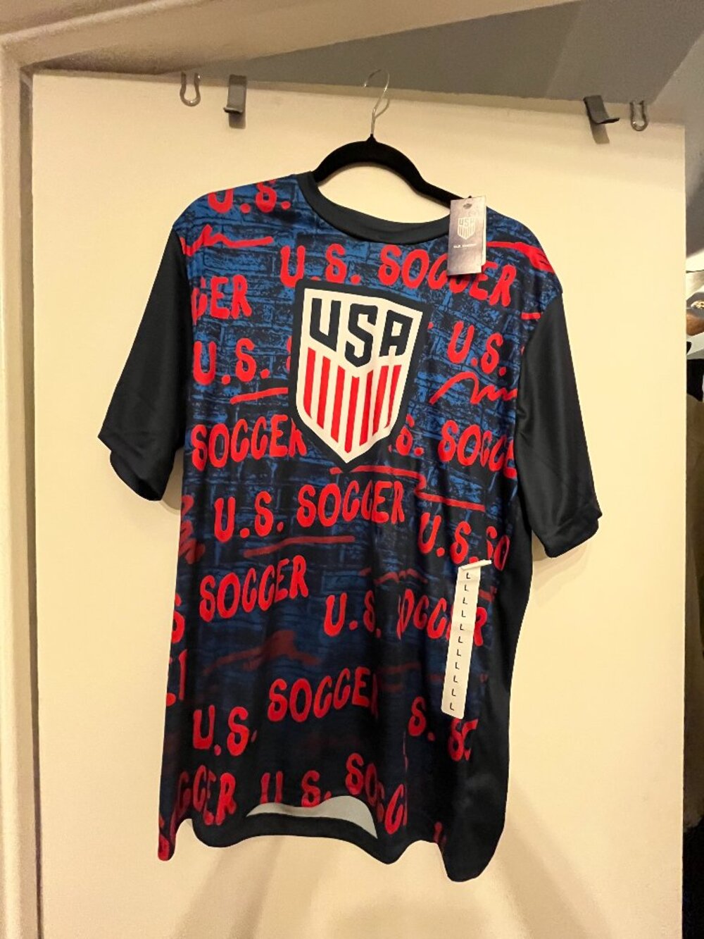 USA Soccer shirt (Size Large)  (NWT) - Picture 2 of 9